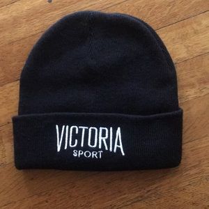 vs beanie